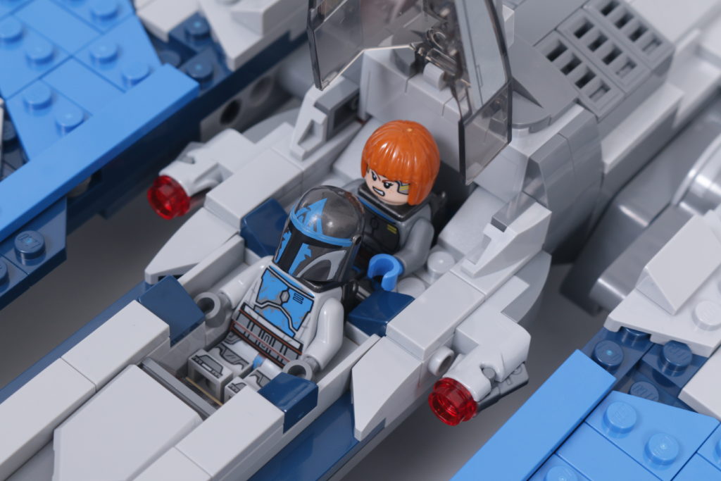 LEGO Star Wars 75316 Mandalorian Starfighter review 6