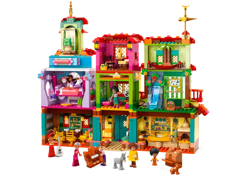 LEGO Disney 43245 The Magical Madrigal House 3
