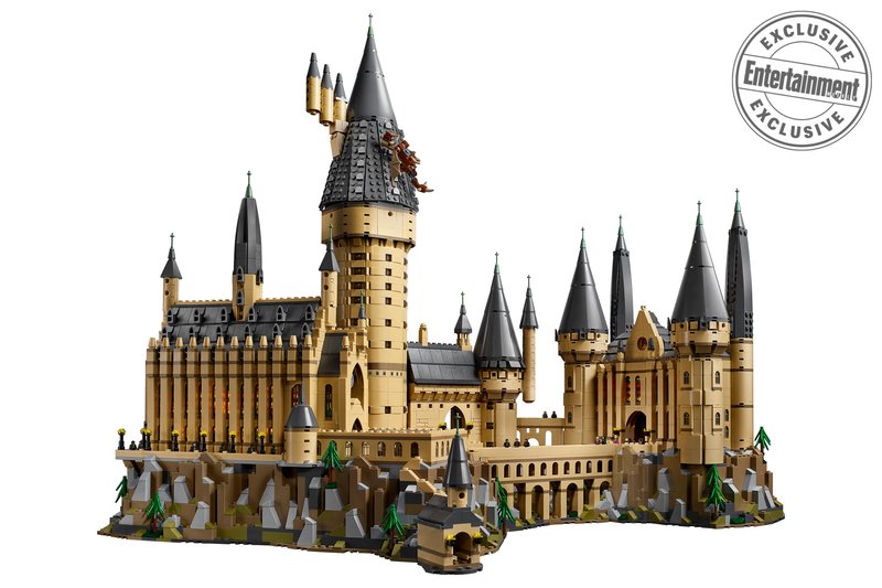 LEGO Harry Potter 71043 Hogwarts Castle officially revealed