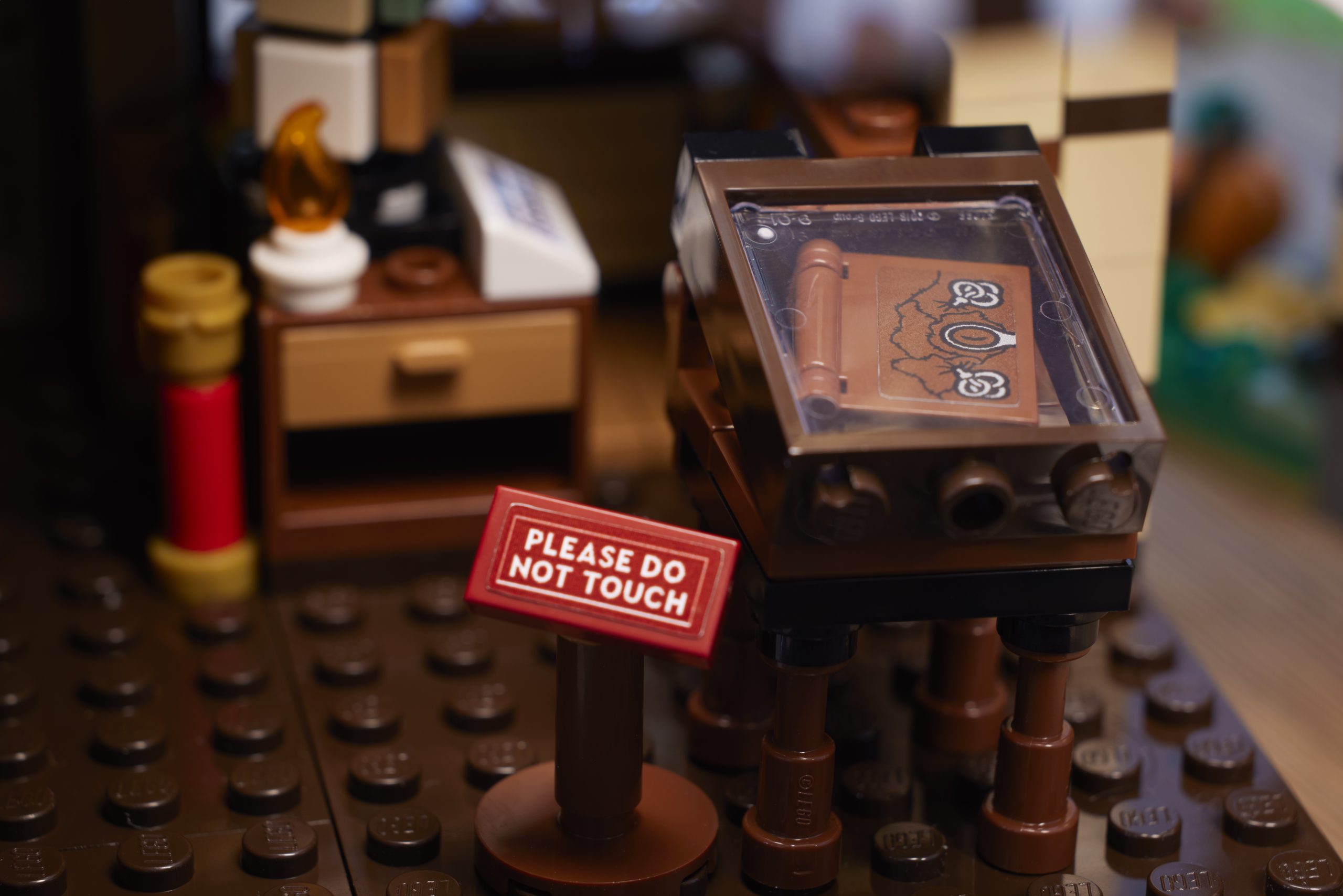 LEGO Ideas 21341 Hocus Pocus – The Sanderson Sisters Cottage lifestyle 21 scaled