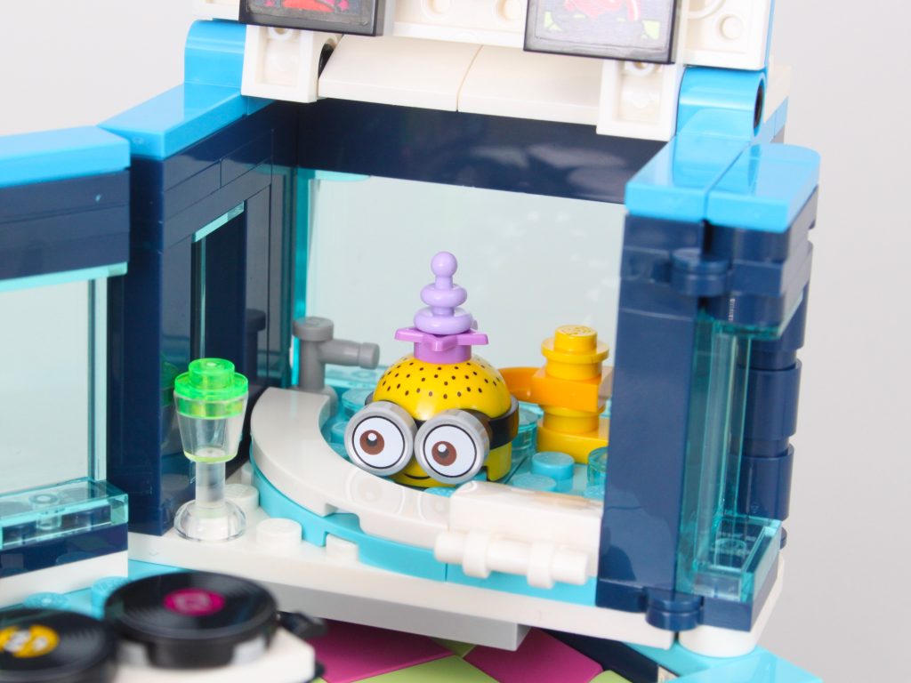 lego despicable me 4 75581 Minions Music Party Bus review 16 1024x768