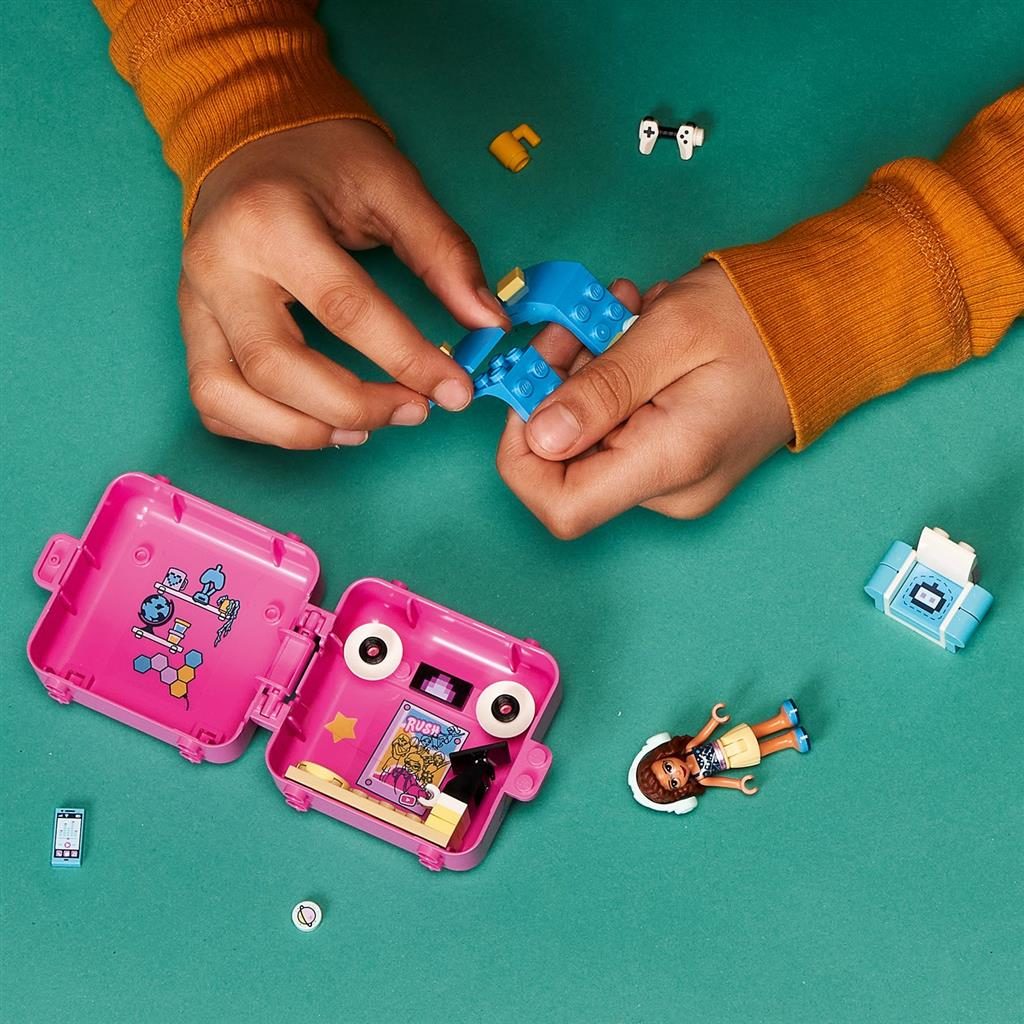 LEGO FRIENDS 41667 OLIVIAS GAMING CUBE 3 1024x1024