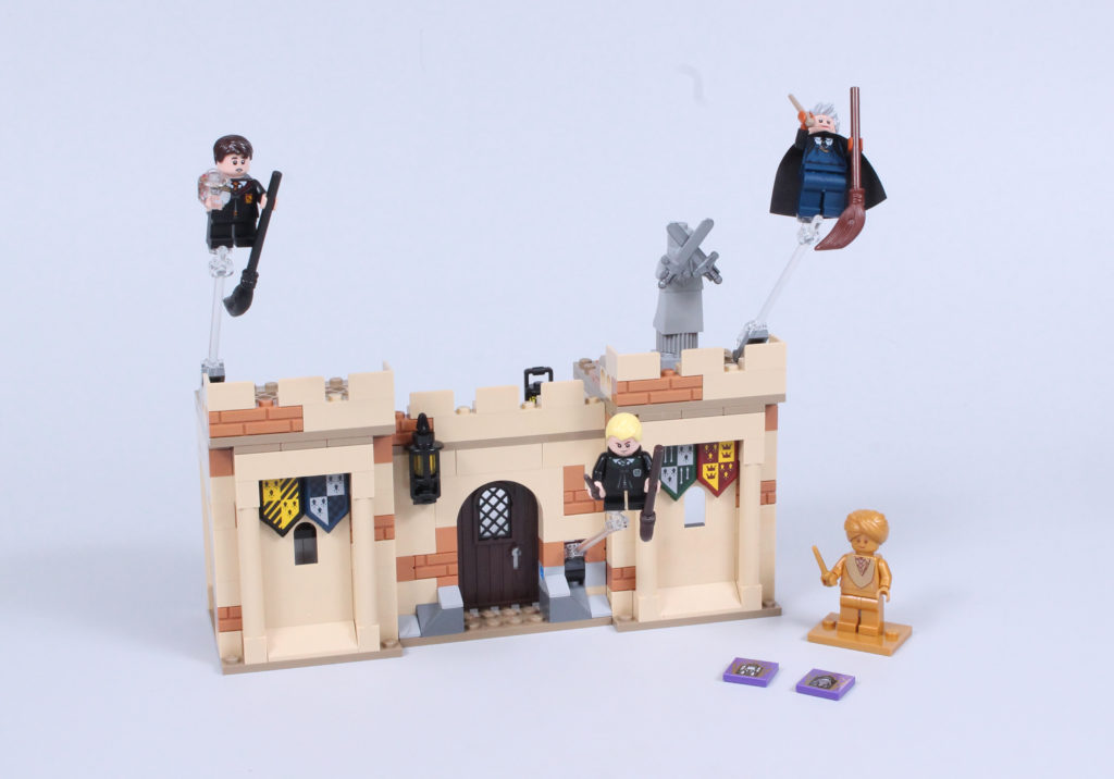LEGO Harry Potter 76395 Hogwarts First Flying Lesson review 1