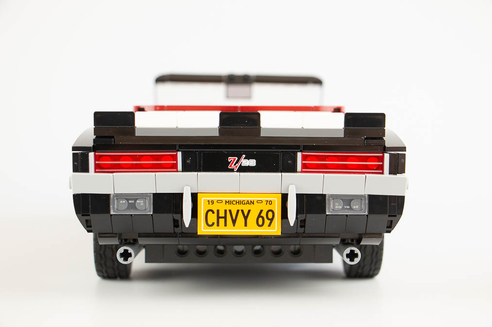 10304 ICONS Chevrolet Camaro Z 28 5