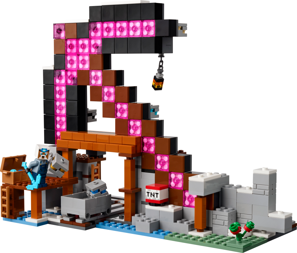 LEGO Minecraft 21277 The Pickaxe Mine 3 1024x874