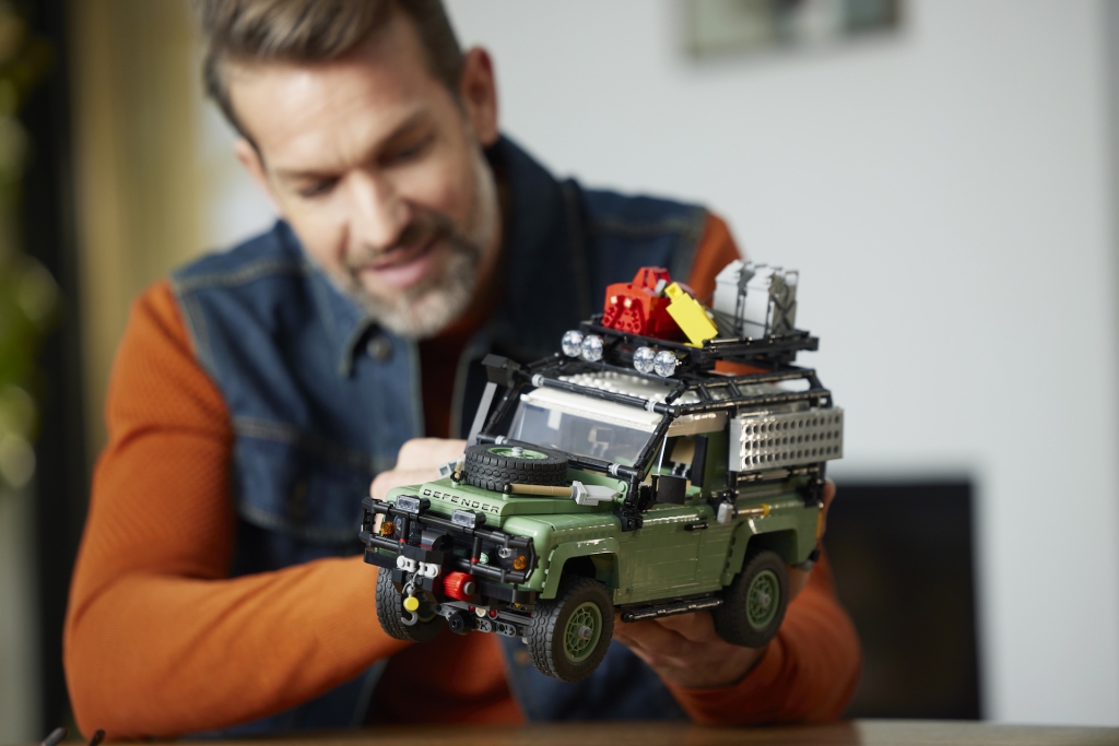 LEGO Icons 10317 Land Rover Classic Defender 90 11 1024x683