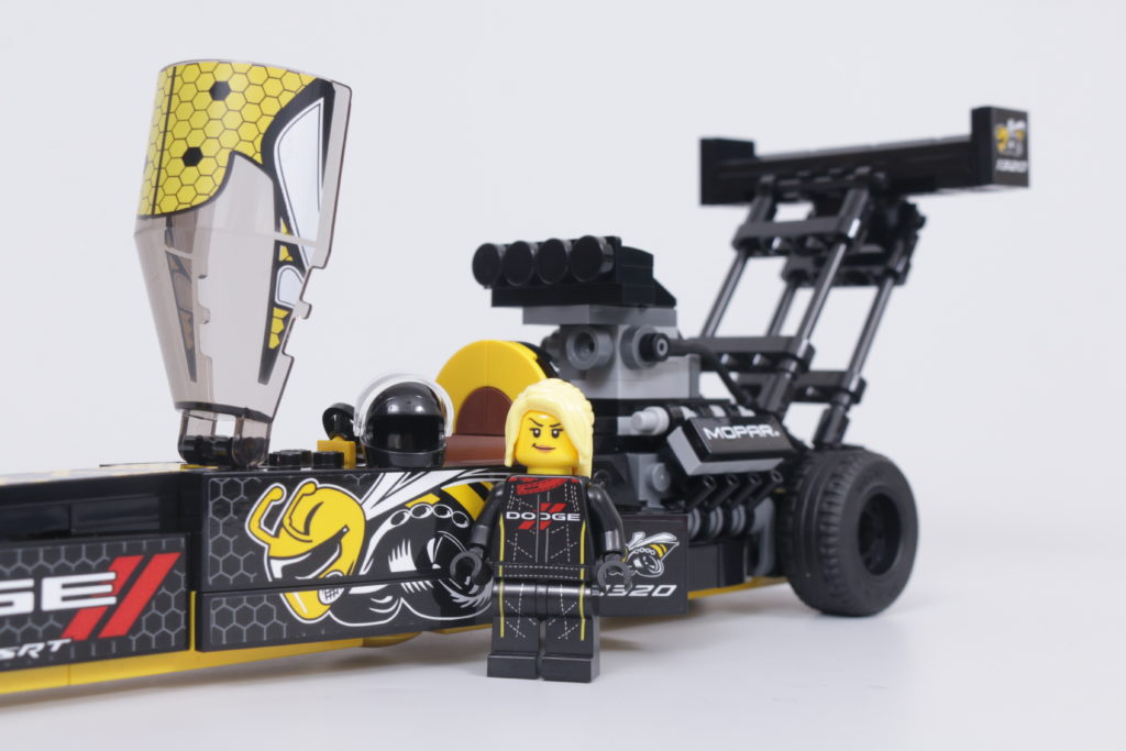 LEGO Speed Champions 76904 Mopar DodgeSRT Top Fuel Dragster and 1970 Dodge Challenger TA review 35