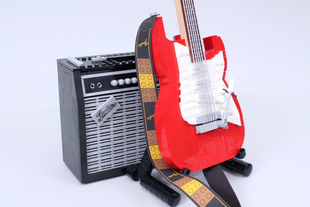 LEGO Ideas 21329 Fender Stratocaster review 49 1024x683
