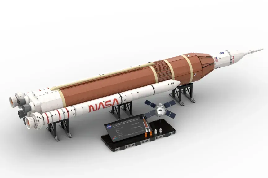 LEGO Ideas NASAS SPACE LAUNCH SYSTEM TO THE MOON AND MARS 3