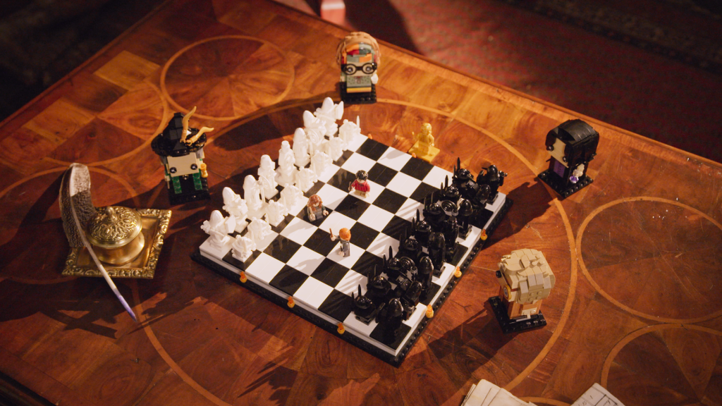 Lego Nessie chess board 16x9 1024x576