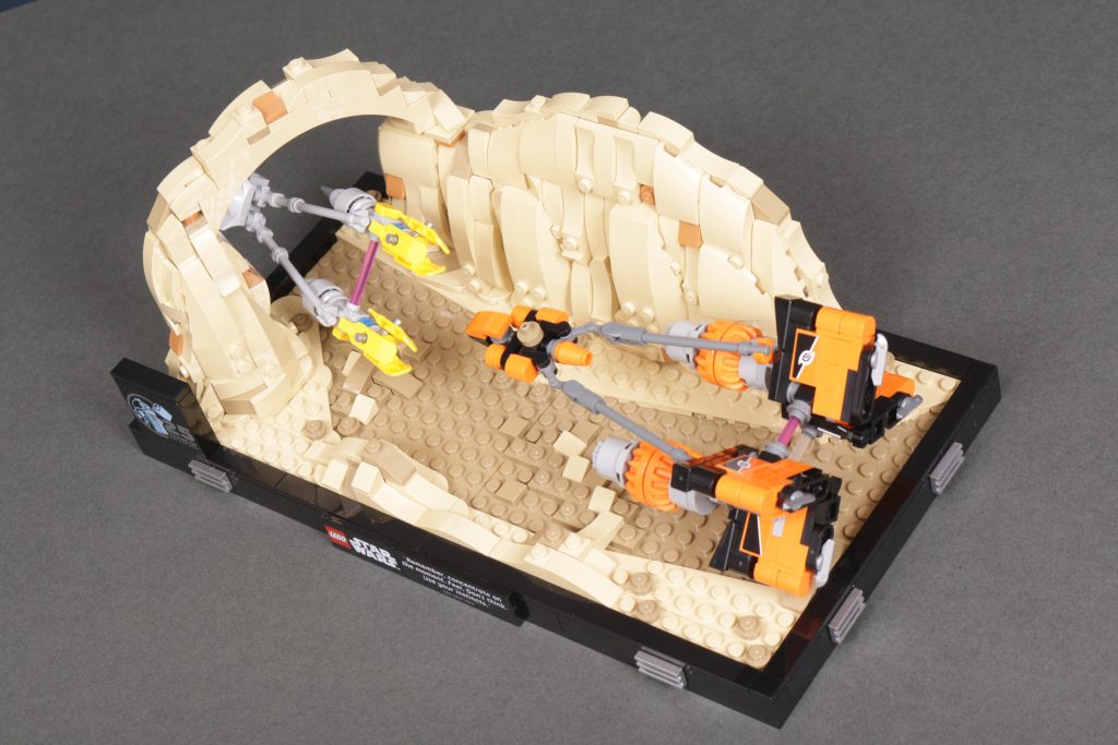 LEGO Star Wars 75380 Mos Espa Podrace Diorama review 20 1024x683
