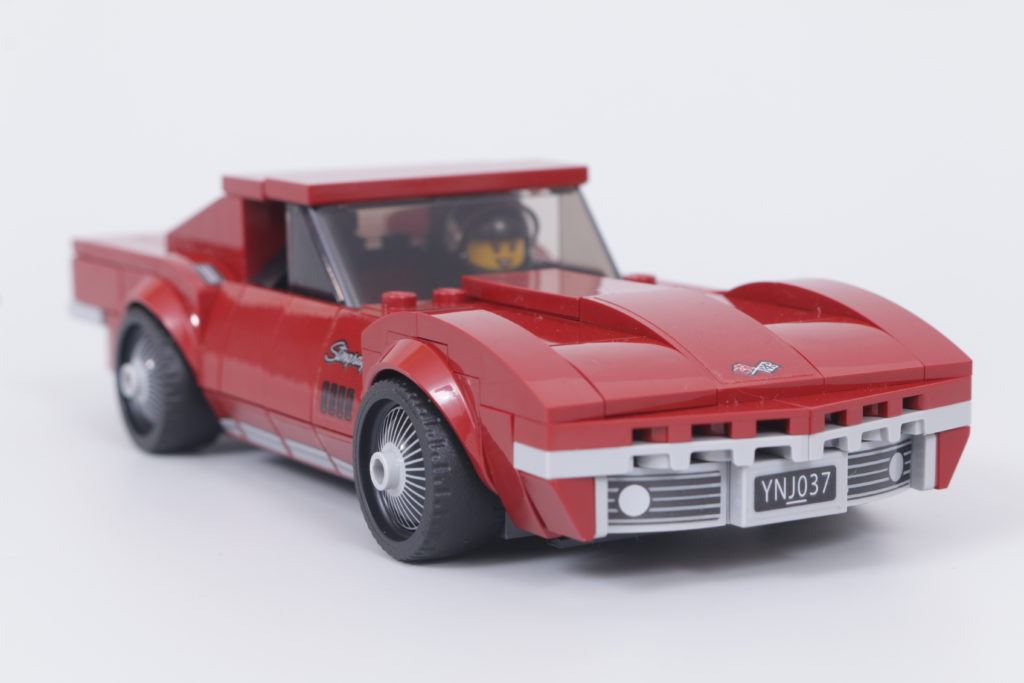 LEGO Speed Champions 76903 Chevrolet Corvette C8.R Race Car and 1968 Chevrolet Corvette review 11
