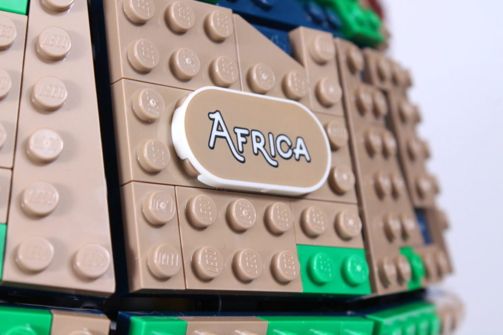 LEGO Ideas 21332 The Globe review 23 1024x683