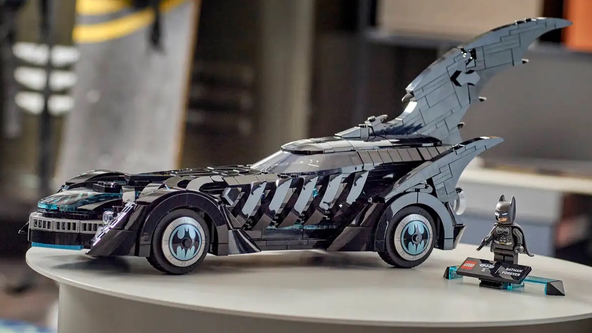 LEGO designer explains upcoming Batmobile's minifigure gaps
