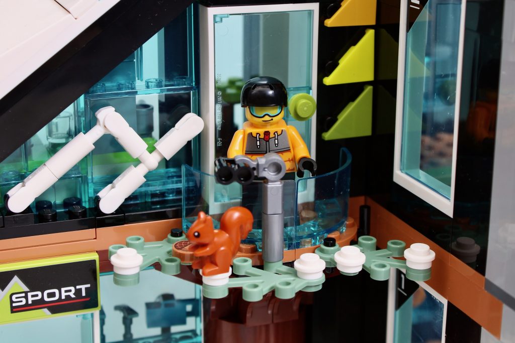 LEGO City 60366 Ski and Climbing Center review 19 1024x683