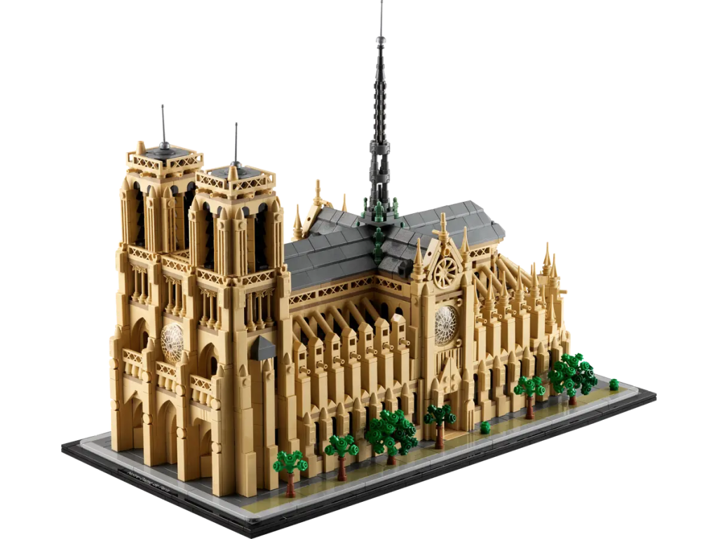 LEGO Architecture 21061 Notre Dame de Paris 1 1024x769