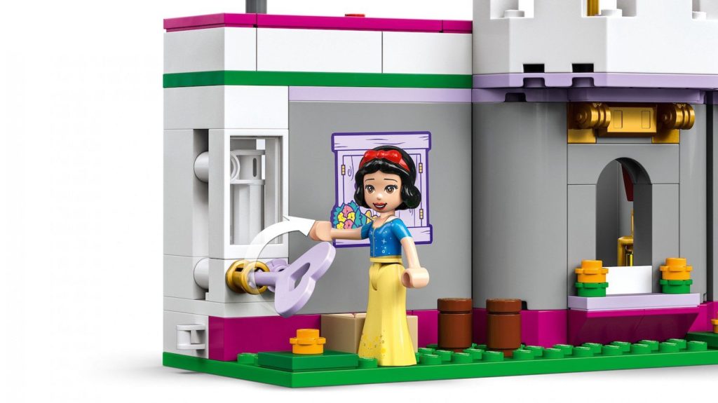 LEGO Disney 43205 Ultimate Adventure Castle 6 1024x575