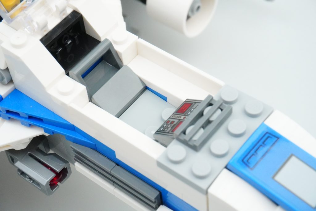 LEGO Star Wars 75364 New Republic E Wing vs Sing Hati Starfighter review 24 1024x683
