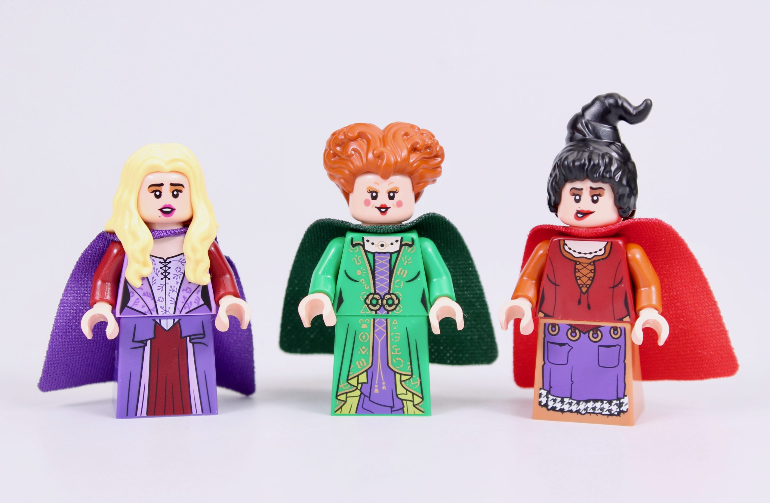 LEGO Ideas 21341 Disney Hocus Pocus The Sanderson Sisters Cottage review 44 scaled