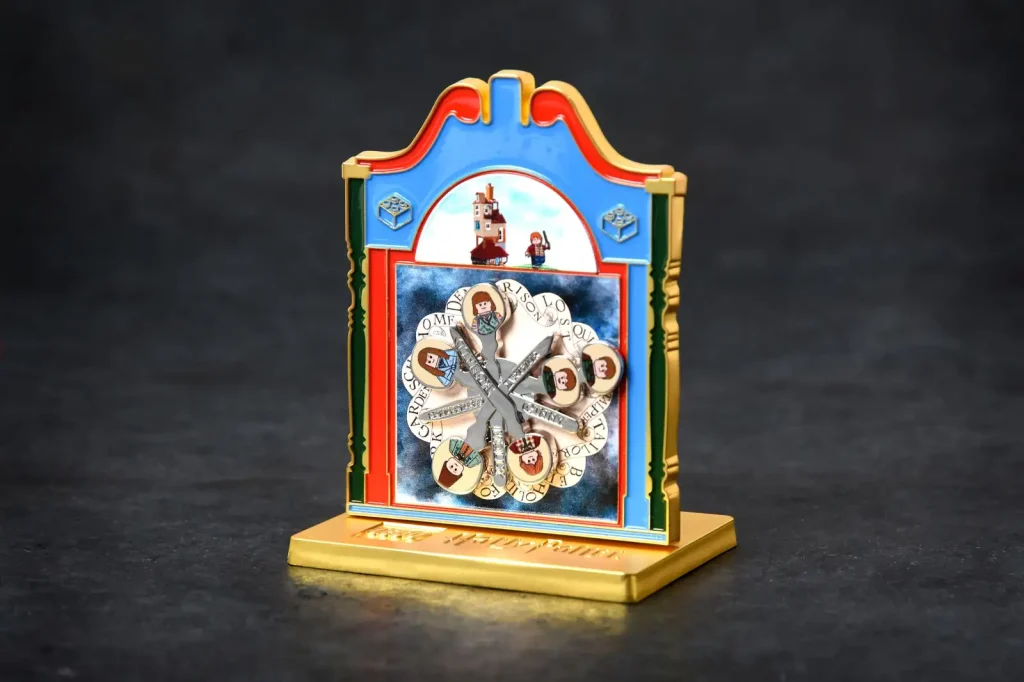 LEGO Harry Potter 5009008 Collectible Weasley Clock 1024x682