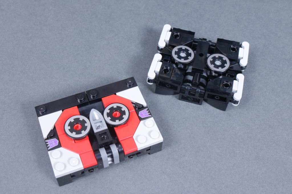 LEGO Icons Transformers 10358 Soundwave review 15 1024x683