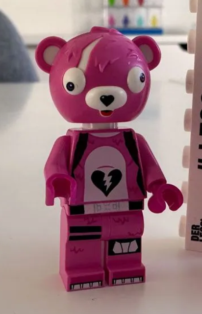 promobricks cuddle team leader minifigure 3