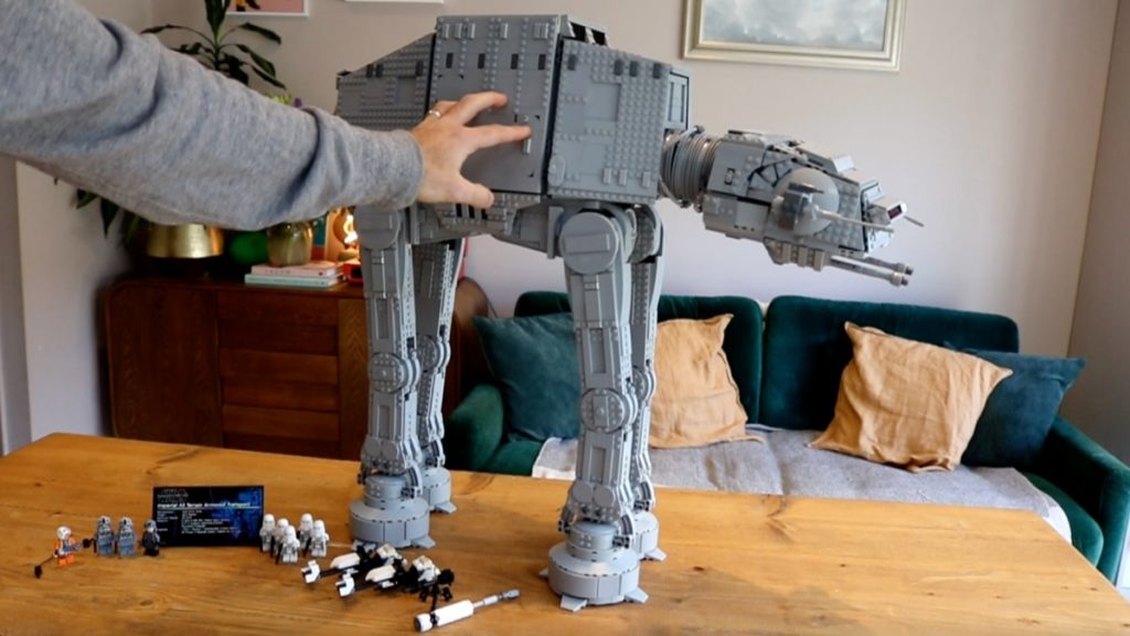 LEGO Star Wars 75313 AT AT stability test featured 1024x576