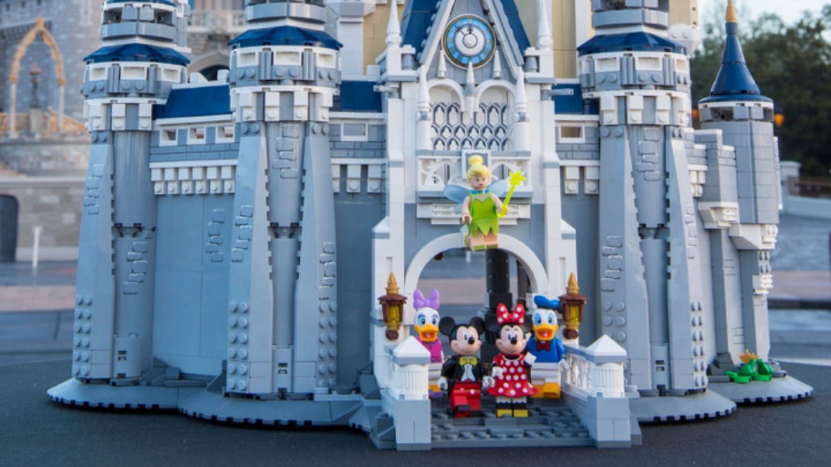Six princes and princesses we want to see in LEGO 43222 Disney Castle 
