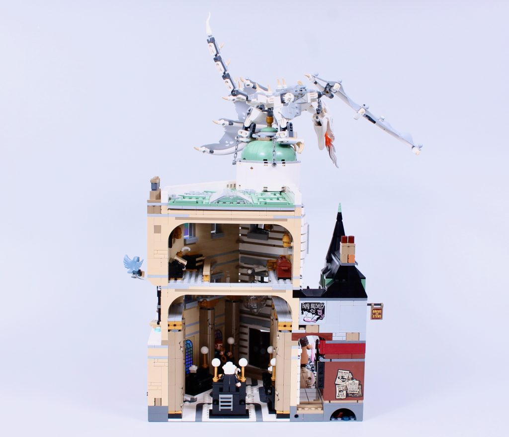 LEGO Harry Potter 76417 Gringotts Wizarding Bank Collectors Edition review 10 1024x878