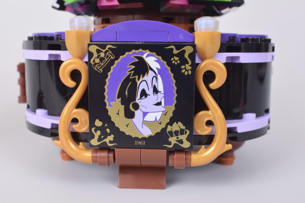 LEGO Disney 43262 Maleficents and Cruella De Vils Dresses review 4 1024x683