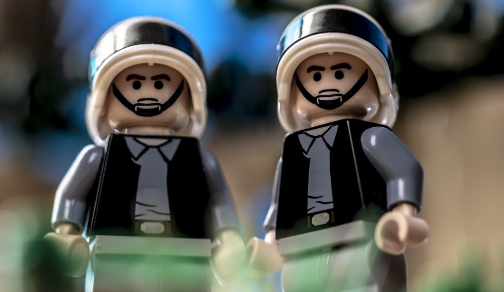 Brick Pic of the Day: Rebel, Rebel