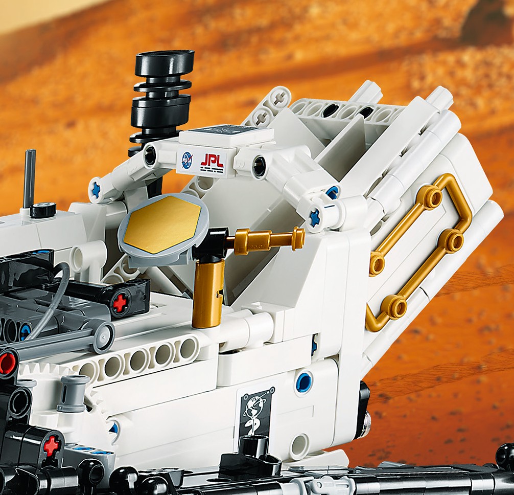 42158 NASA Mars Rover Perseverance instruments 3