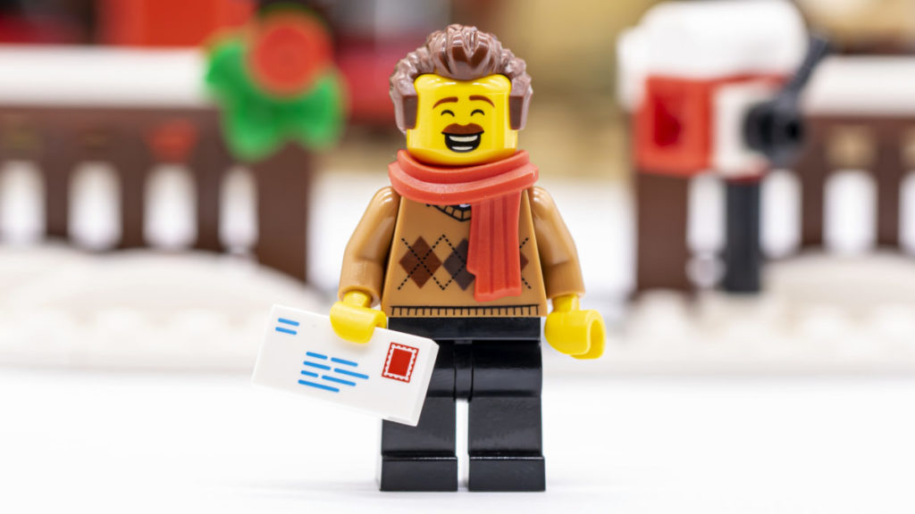 LEGO for adults 10293 Santas Visit 44 1024x576