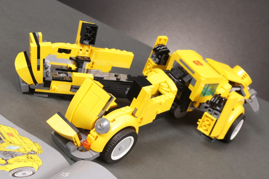 LEGO Icons Transformers 10338 Bumblebee review 22 1024x683