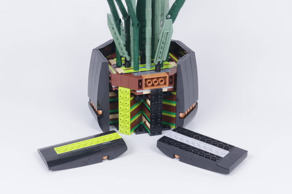 LEGO Botanical Collection 10289 Bird Of Paradise review 23 1
