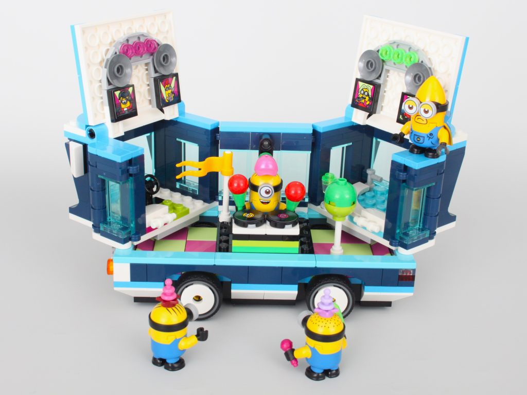 lego despicable me 4 75581 Minions Music Party Bus review 22 1024x768