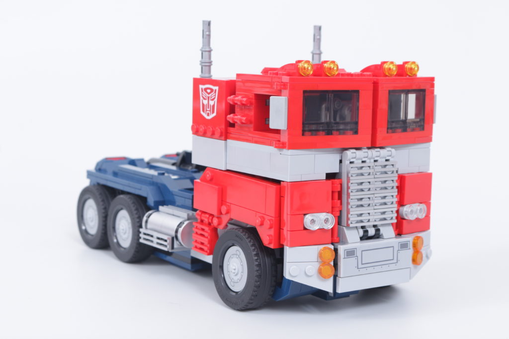 LEGO Transformers 10302 Optimus Prime review 42 1024x683