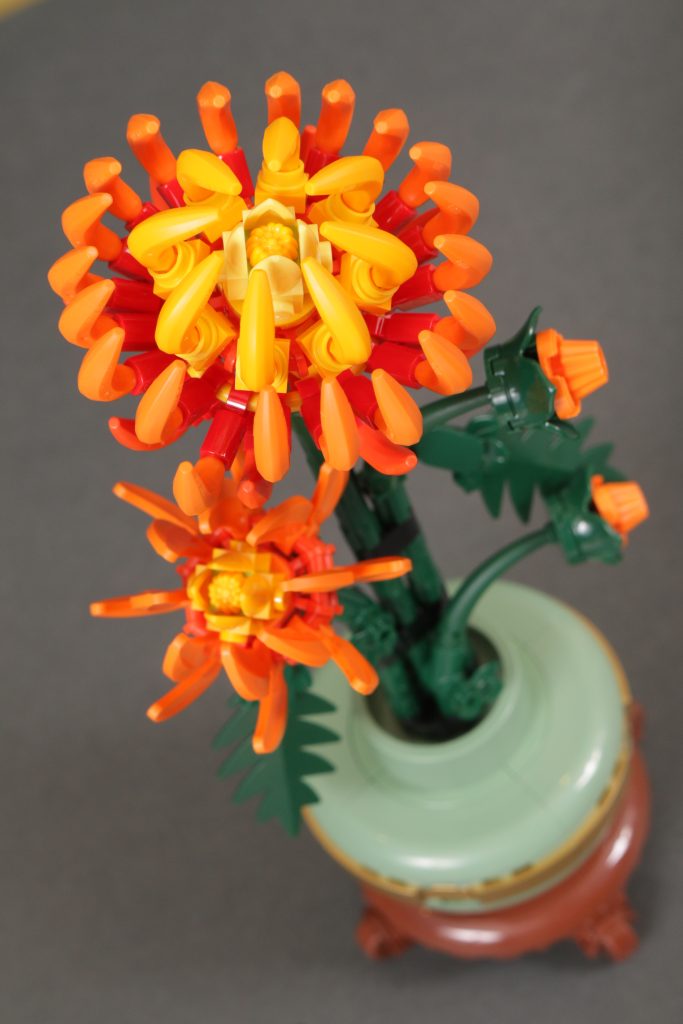 LEGO Botanical Collection 10368 Chrysanthemum and 10369 Plum Blossom review 10 683x1024