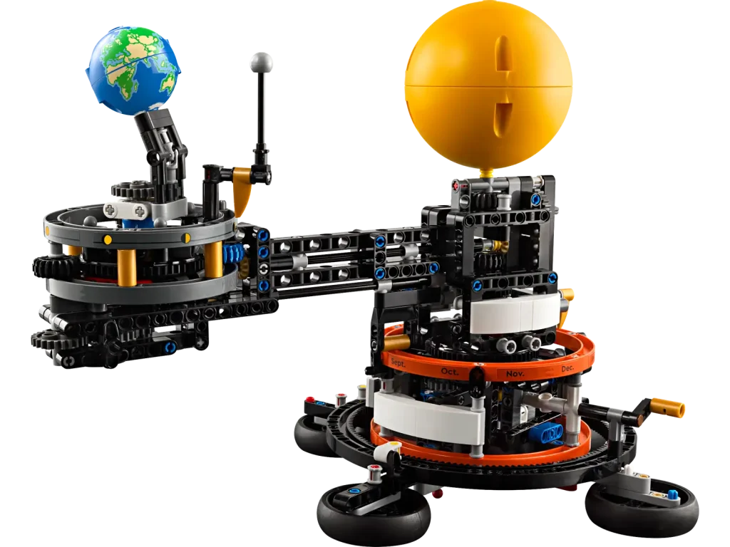 LEGO Technic 42179 Planet Earth and Moon in Orbit  1024x768