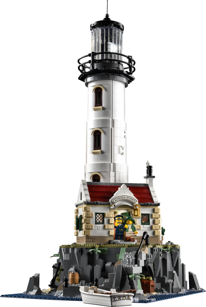 LEGO Ideas 21336 Motorised Lighthouse contents 689x1024