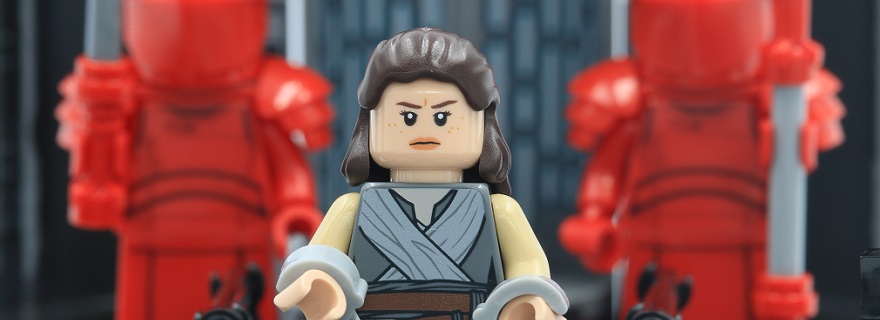 LEGO Star Wars 75216 Snoke's Throne Room review