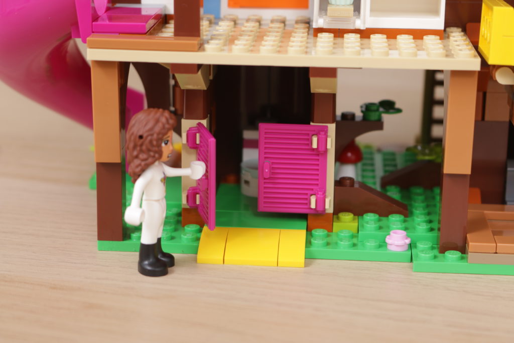 LEGO Friends 41703 Friendship Tree House review 23 1024x683