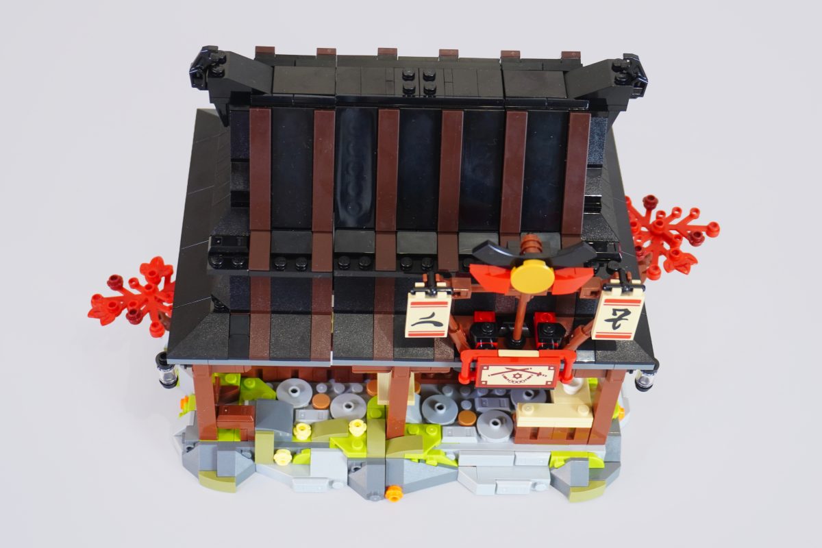 LEGO NINJAGO 71858 Four Weapons Blacksmith 15th Anniversary review 33 1200x800