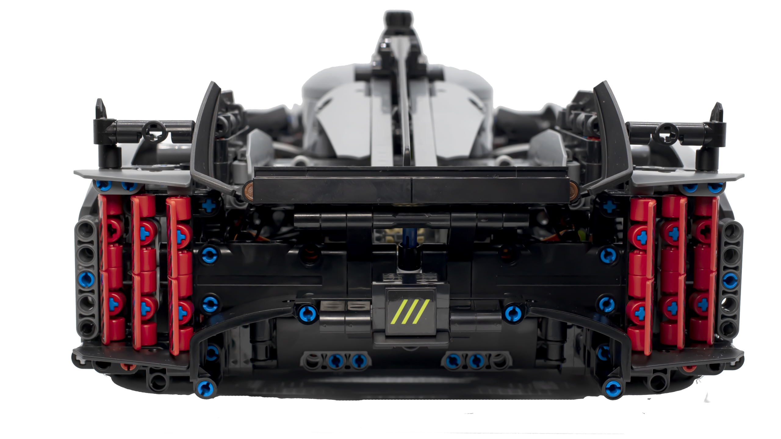 LEGO Technic 42156 PEUGEOT 9X8 24H Le Mans Hybrid Hypercar 6 scaled