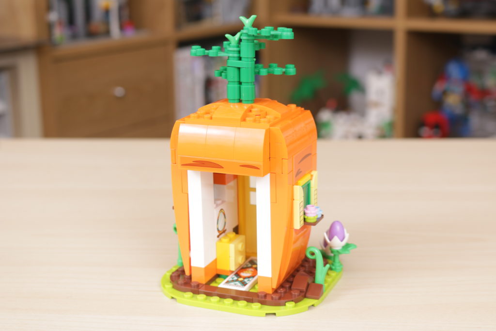 LEGO 40449 Easter Bunnys Carrot House GWP review 5