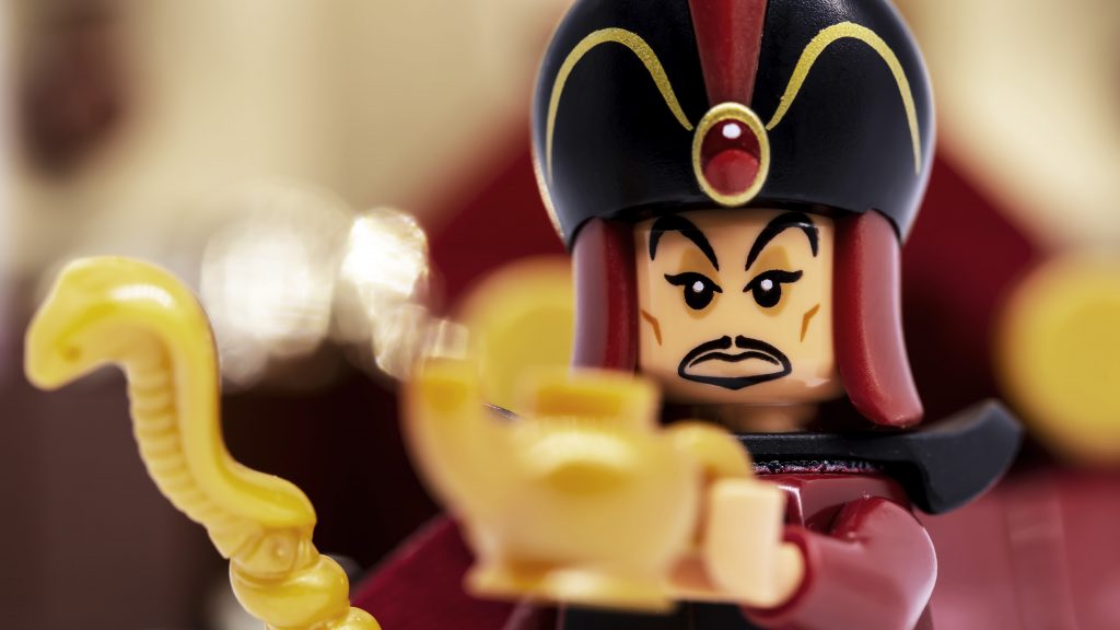 LEGO Disney Collectible Minifigures vignettes: Jafar
