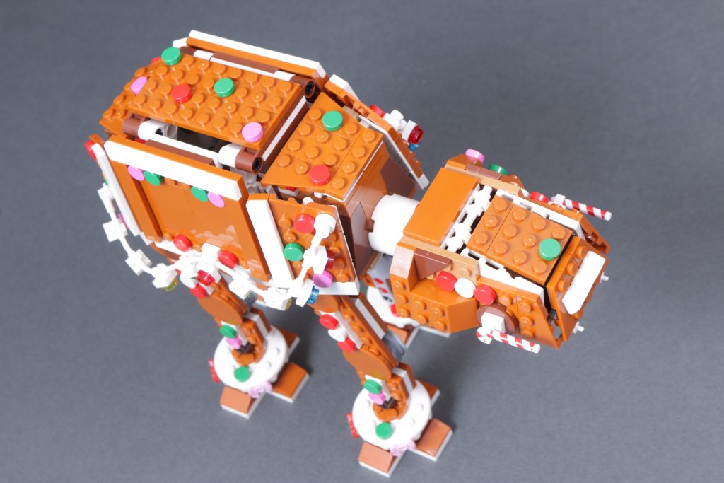 LEGO Christmas 2025 sets 40812 Snowman Ornaments 40809 Festive Gingerbread House 40820 Up Scaled Santa Minifigure 40806 Gingerbread AT AT Walker review 49 1024x683