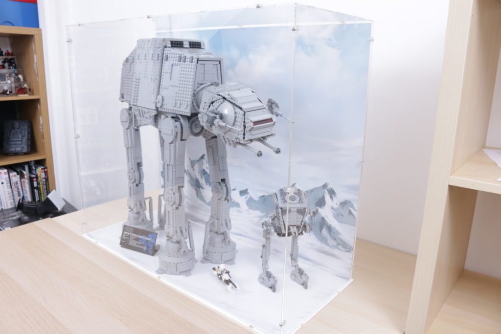 LEGO Star Wars UCS 75313 AT AT display case review iDisplayit LEGO Star Wars 33 1024x683