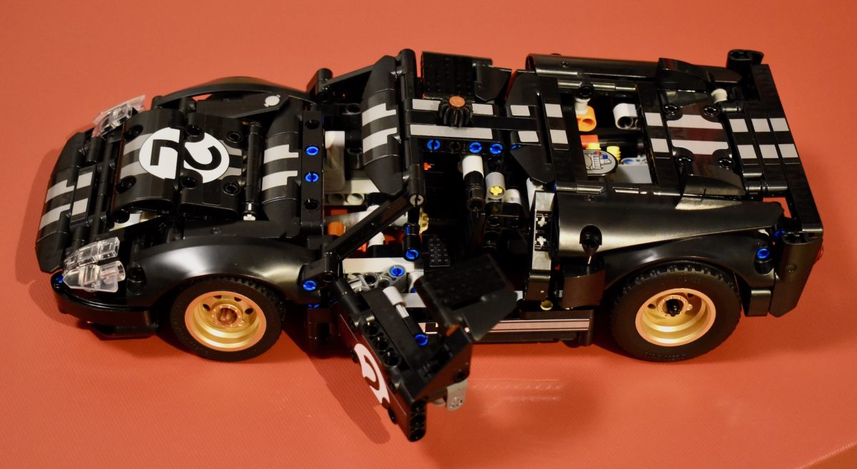 LEGO Technic 42223 1966 Ford GT40 MKII review 8 1200x658