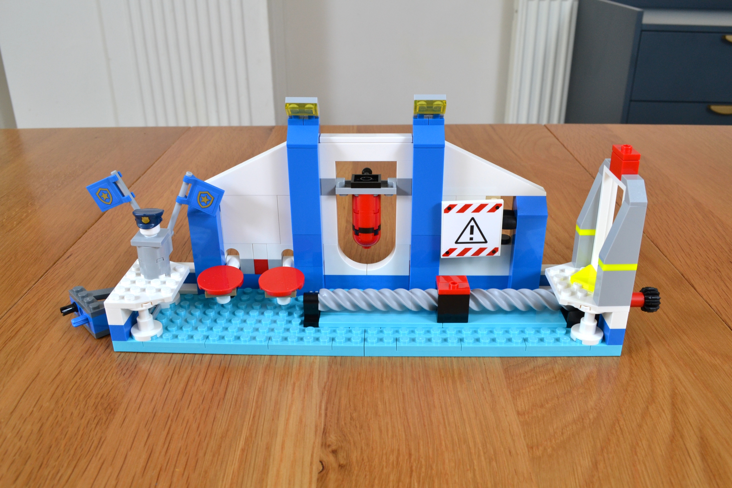 LEGO City 60372 Police Training Academy 32 scaled